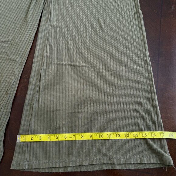 Free People Movement Blissed Out Wide Leg Pants Green Size XS Relaxed Fit NWOT - Picture 12 of 13